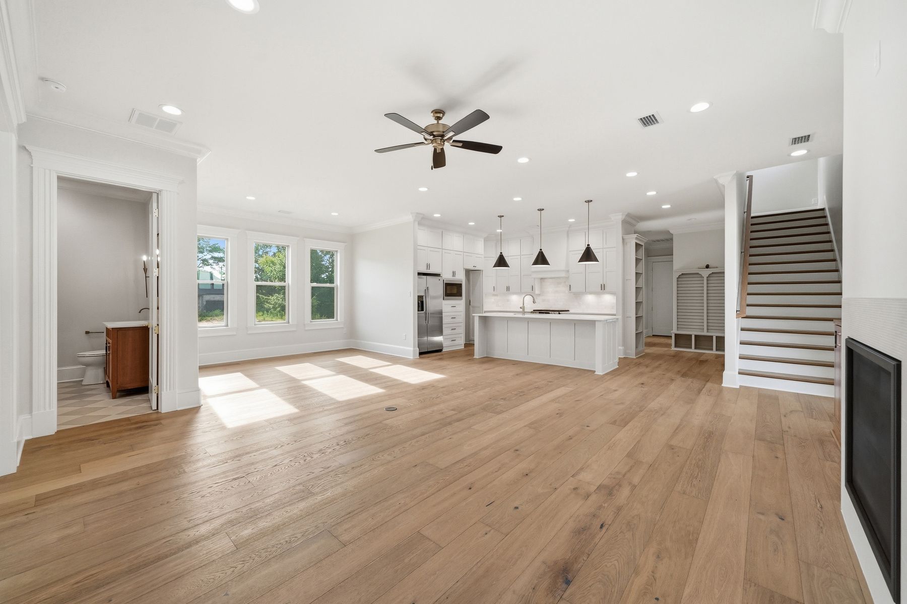 Kitchen listing photo from Edgewood Park in Conway, Arkansas